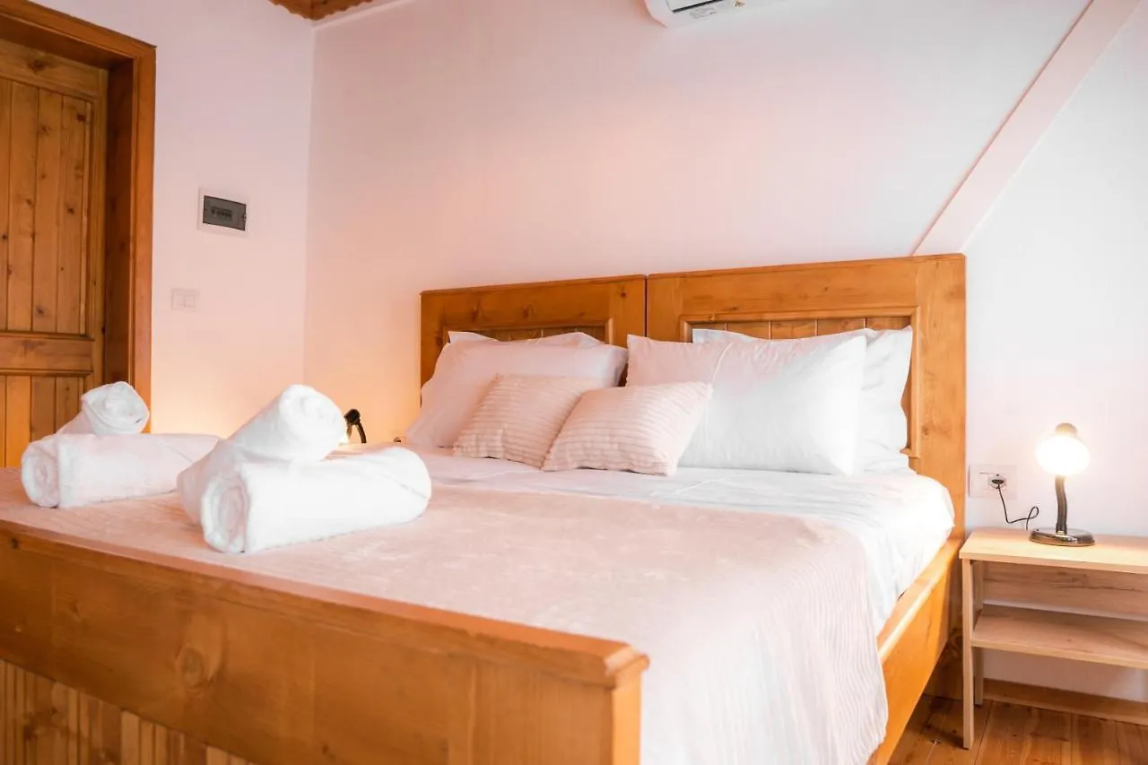 Porta7 Hotel Gjirokastër