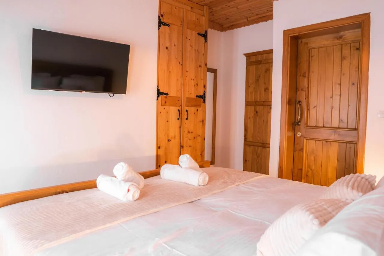 Porta7 Hotel Gjirokastër 3*,  Albania
