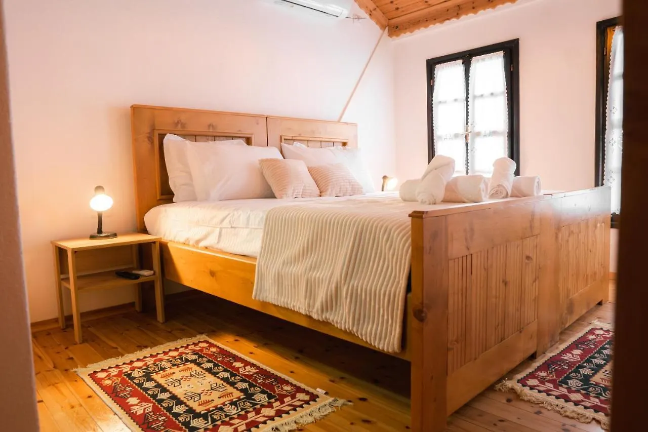 Porta7 Hotel Gjirokastër