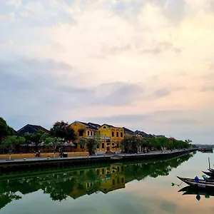 Center Town 3*, Hoi An Vietnam